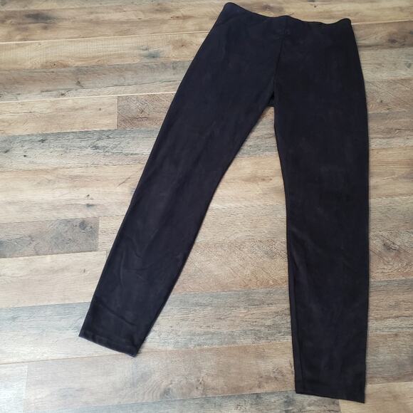 Lysse Black Crushed Velvet Pull On High Rise Stretchy Ankle Pants Size Medium - Picture 2 of 12